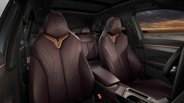 Cupra Terramar front and rear seats in leather trim