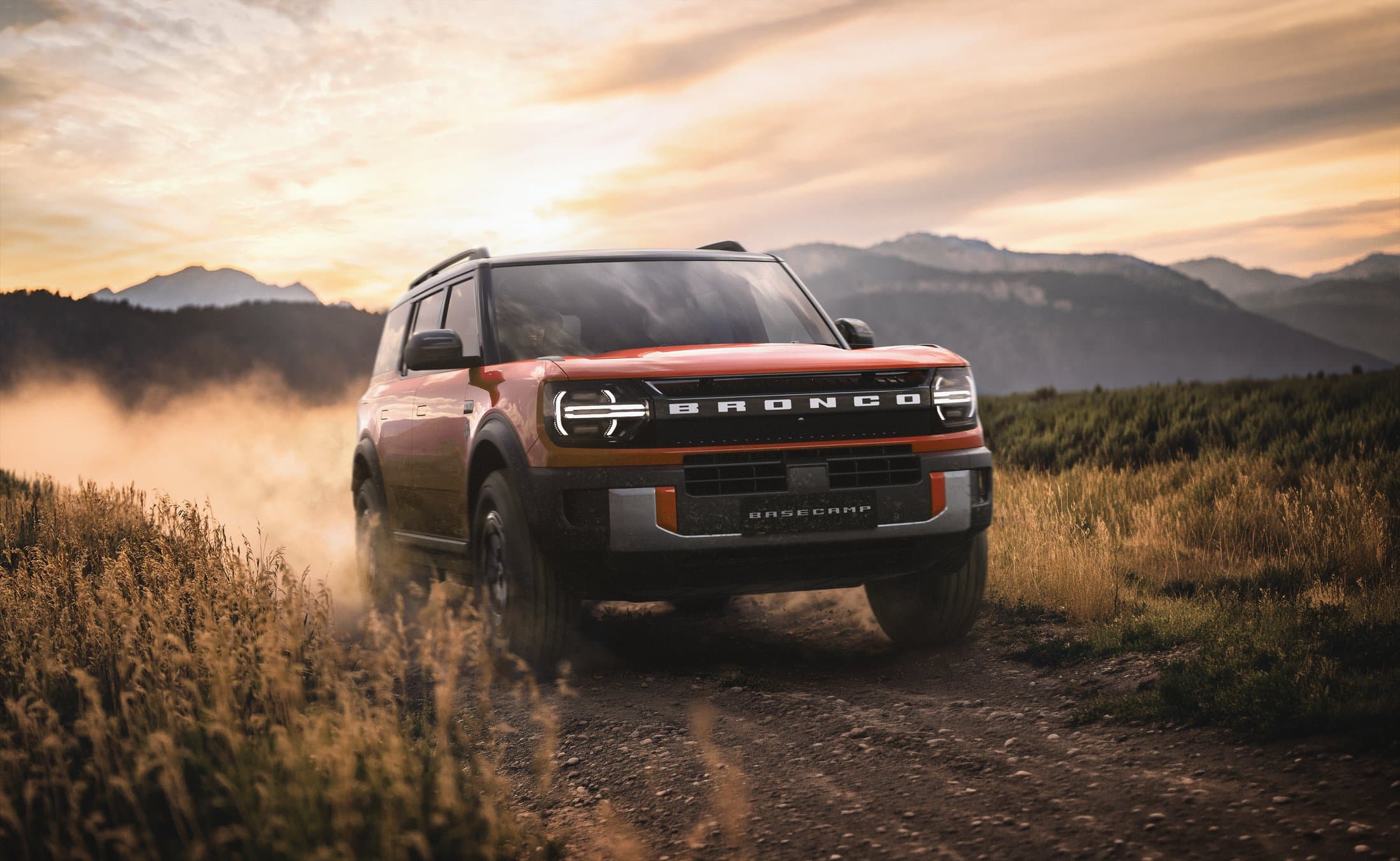 Ford Ford Bronco Basecamp Confirmed for Australia With Up to 900km of Range, reviewed on CarTell.tv