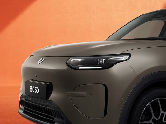 Leapmotor B03X front end in matte brown