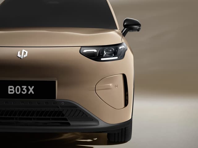 Leapmotor B03X headlight and front bumper detail