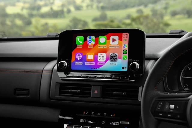 2026 Nissan Navara touchscreen and dashboard