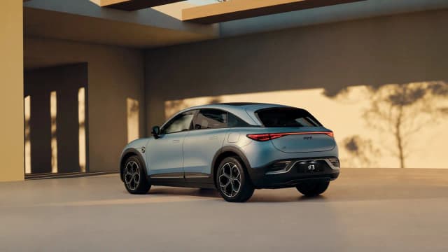 smart #3 rear three-quarter view under a carport