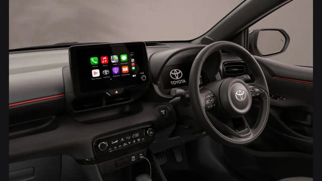 Toyota Yaris dashboard and touchscreen
