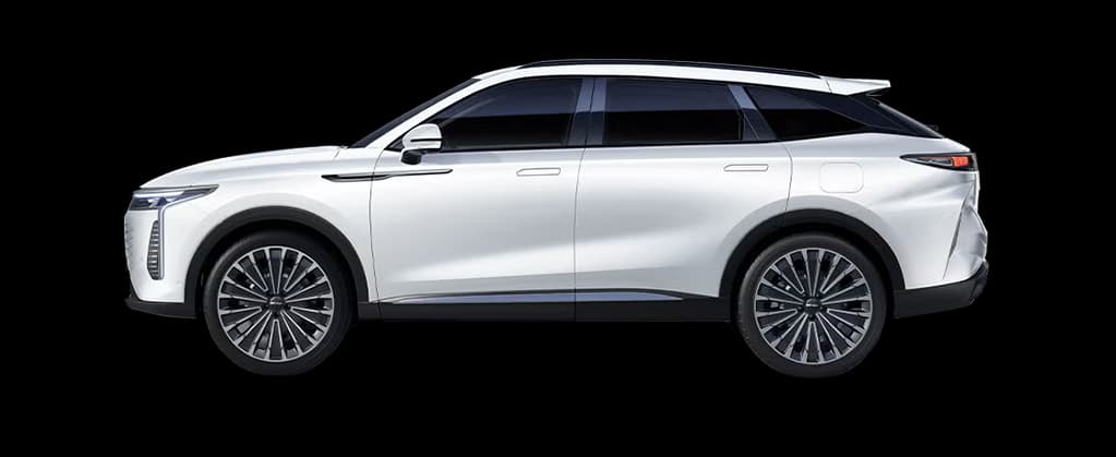 2026 Omoda 9 SHS plug-in hybrid SUV in Silk White