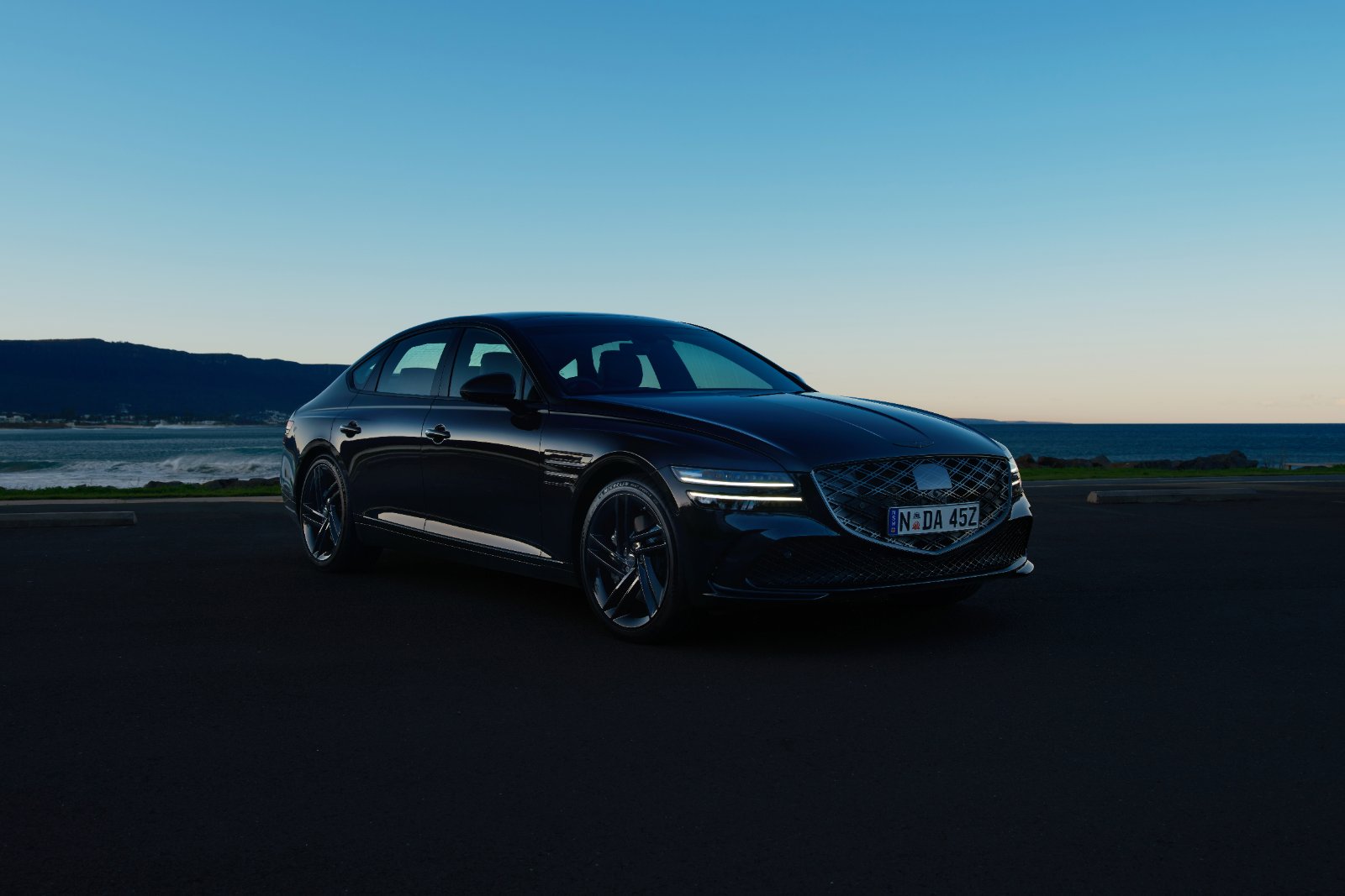 2026 Genesis G80 RG3 facelift in Vik Black