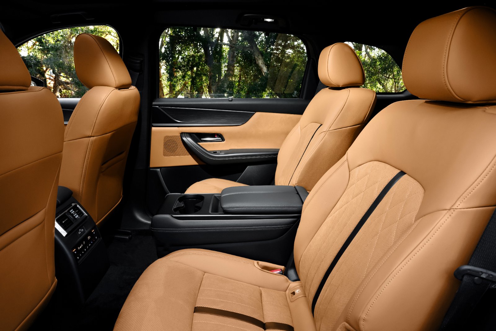 Mazda CX-80 large 7-seat SUV